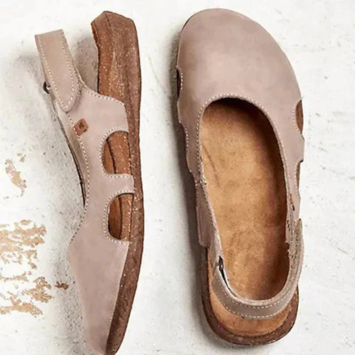 Claire | Komfortable sandaler med bakre rem for dame