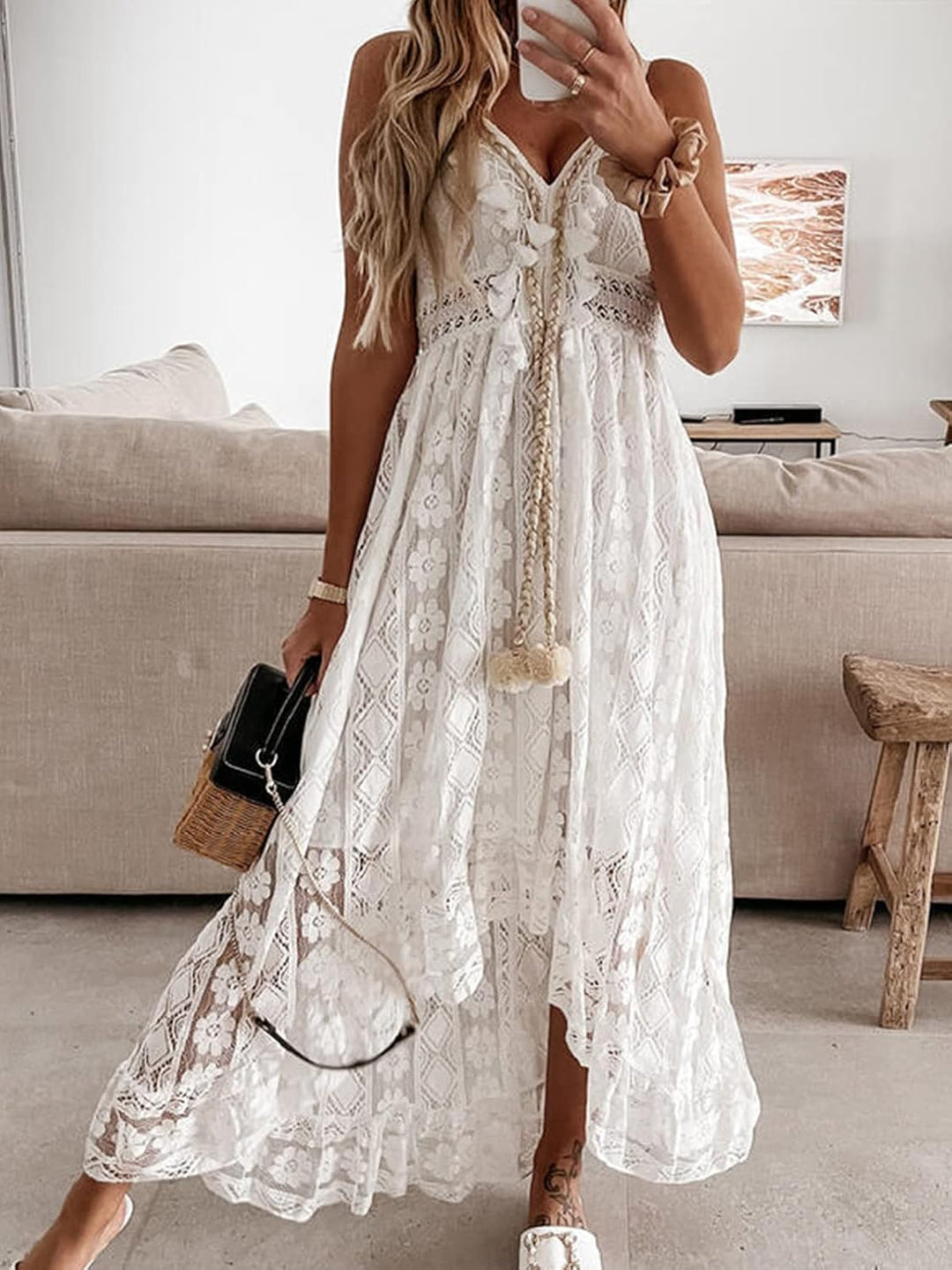 Dream Robe Maxi Femme – Col en V, Lacets & Design Bohème avec Volants Élégants
