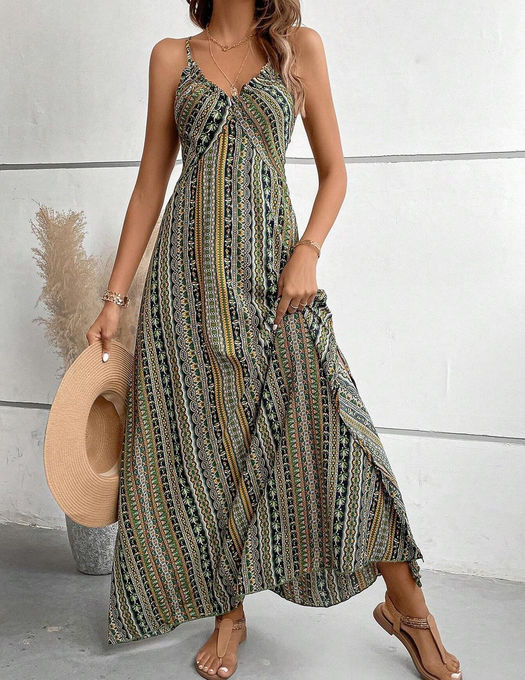 Isla Damen Maxikleid – Fließender Schnitt, Elastischer Stoff & Eleganter Stil
