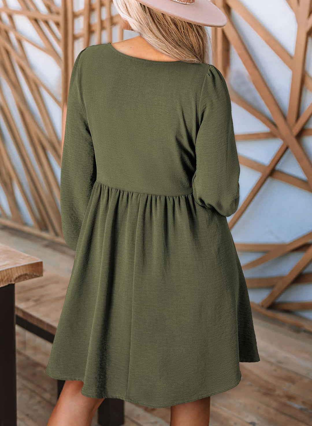 Vestido Midi Elara para Mujer – Mangas Largas, Cuello Redondo y Corte A en Muselina Elegante