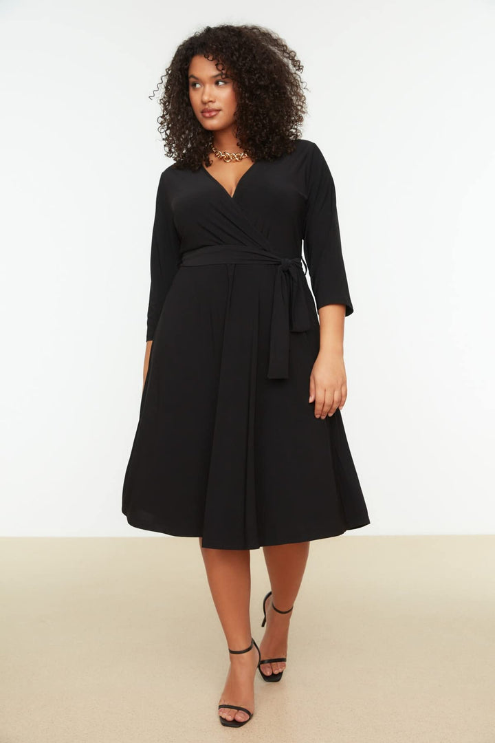 Vestido Midi Curvy Stevie para Mujer – Línea A, Doble Botonadura y Ajuste Slim Elegante