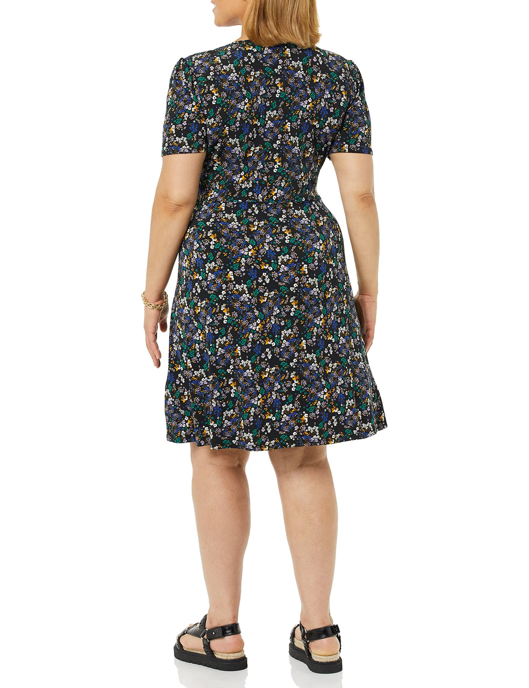 Novaria Damekjole Fit & Flare – V-hals, Elastisk Jersey & A-linje Blomstermønster