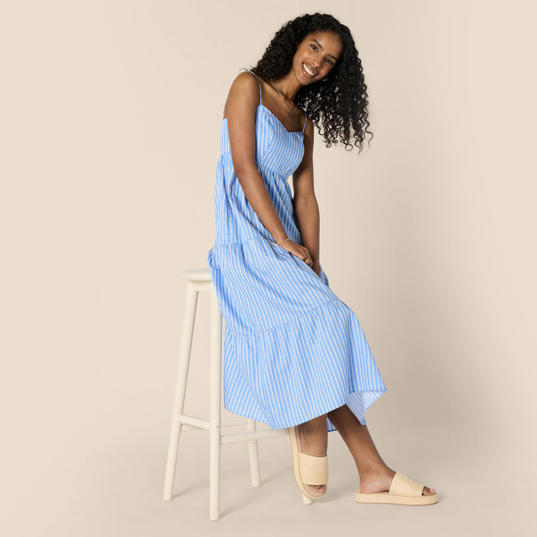 Delyth Vestido Maxi para Mujer – Escote en V, Tirantes Ajustables y Corte en A con Volantes