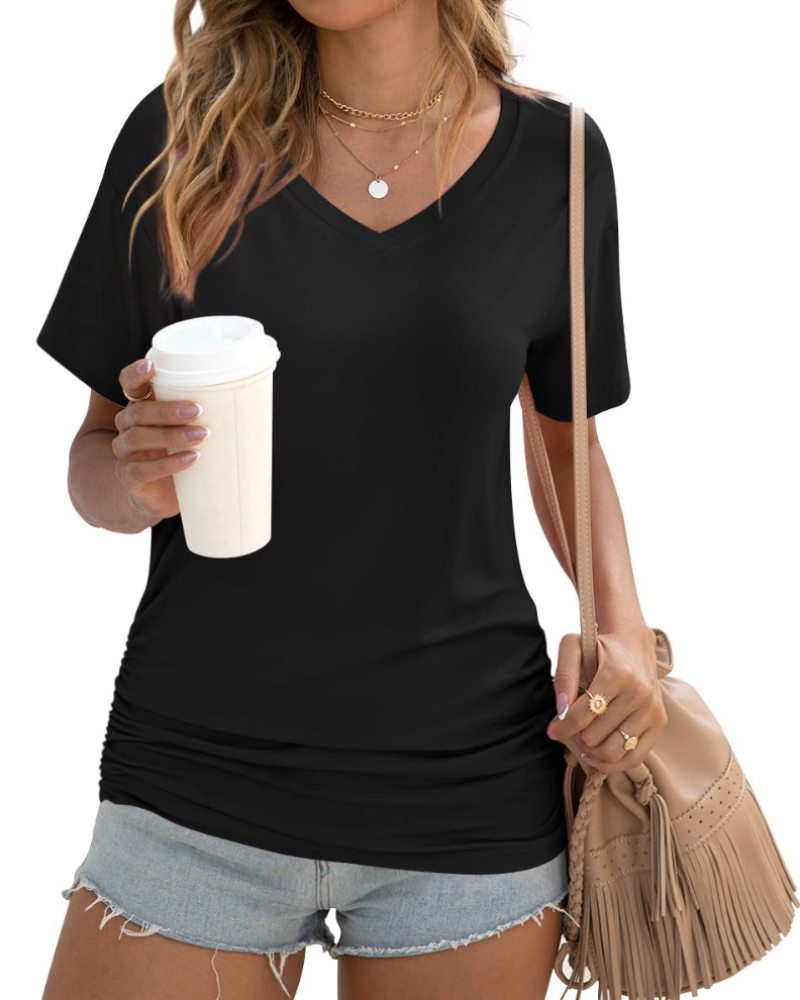 Elara Topp Donna – V-hals, Sidefolder & Elegant Casual T-skjorte