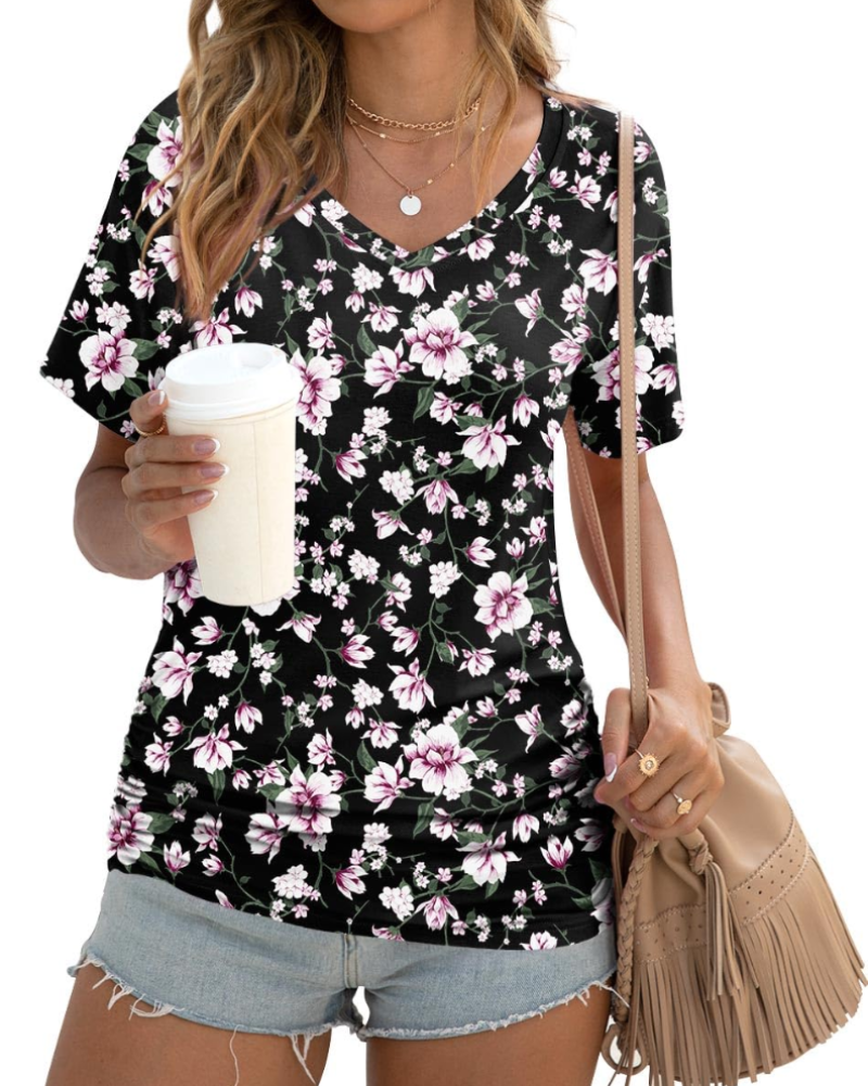 Elara Topp Donna – V-hals, Sidefolder & Elegant Casual T-skjorte