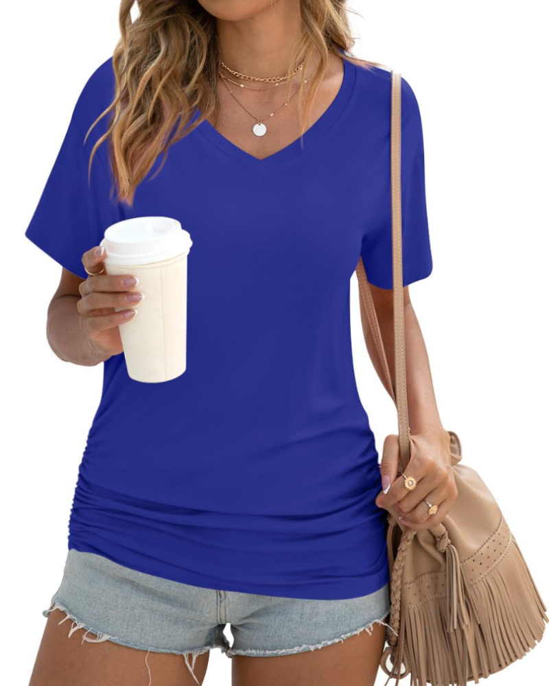 Elara Topp Donna – V-hals, Sidefolder & Elegant Casual T-skjorte