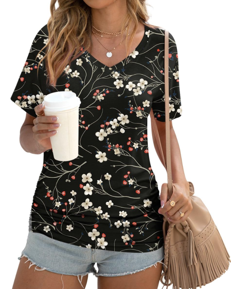 Elara Topp Donna – V-hals, Sidefolder & Elegant Casual T-skjorte