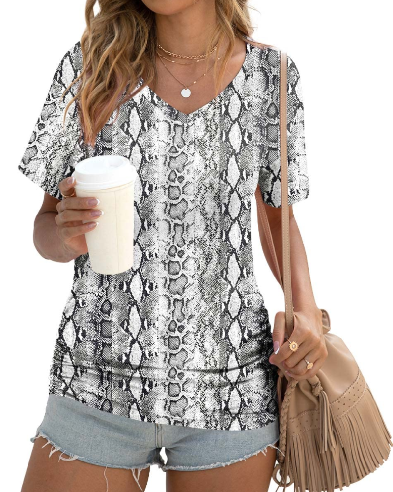 Elara Topp Donna – V-hals, Sidefolder & Elegant Casual T-skjorte