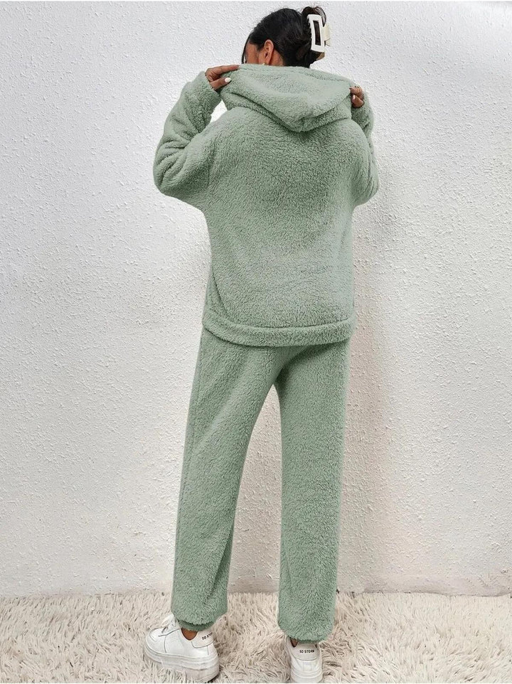 Conjunto de ropa cómoda Remy para mujer en Teddy – Sudadera larga con bolsillos y pantalones de invierno