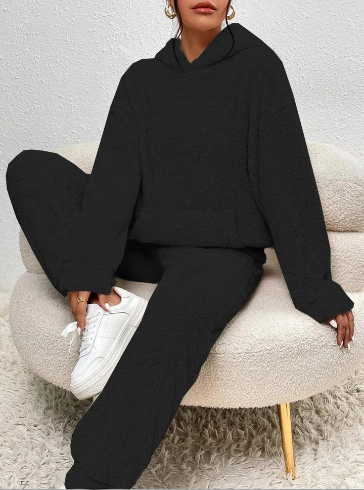 Conjunto de ropa cómoda Remy para mujer en Teddy – Sudadera larga con bolsillos y pantalones de invierno