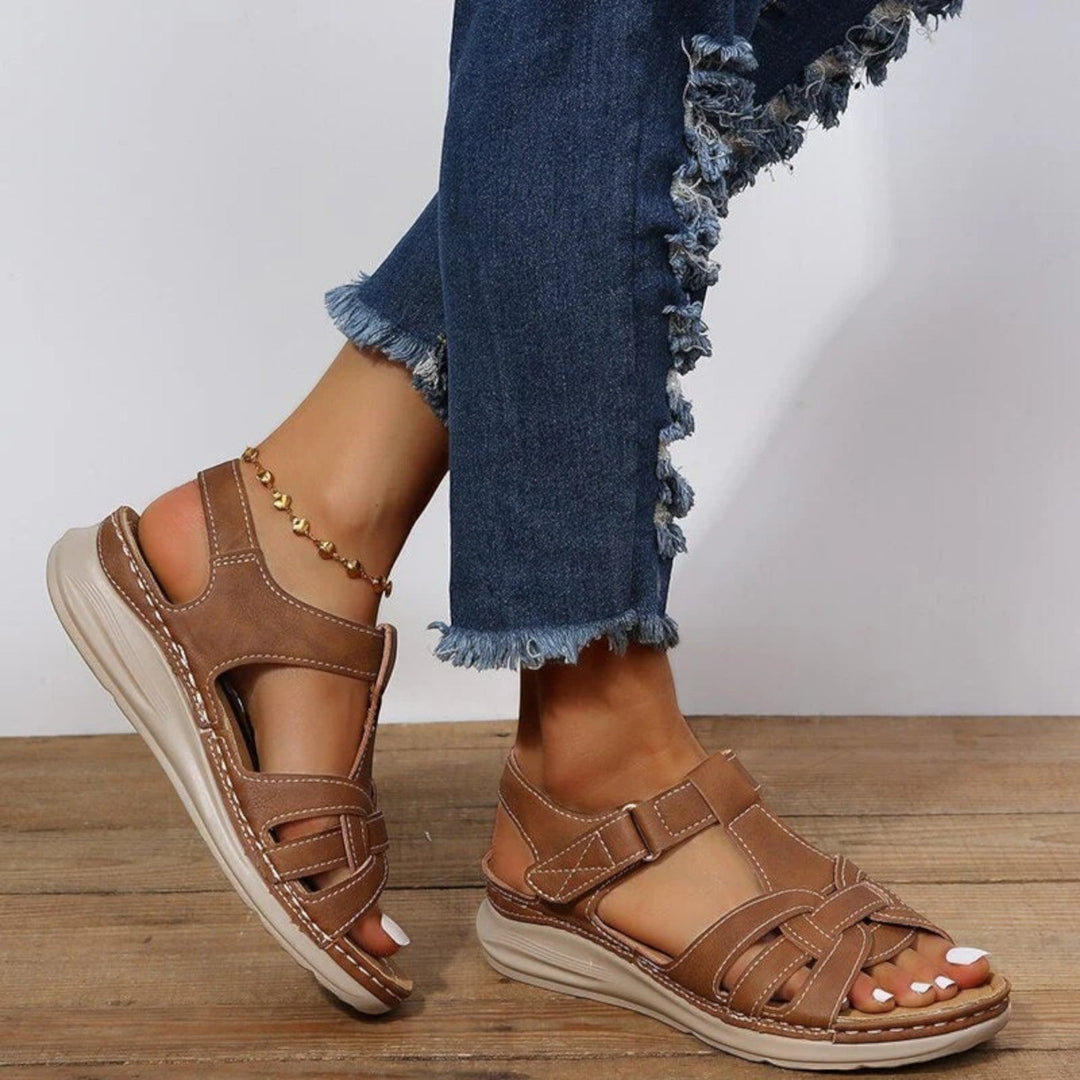 Komfortable flade damesandaler | Slingback