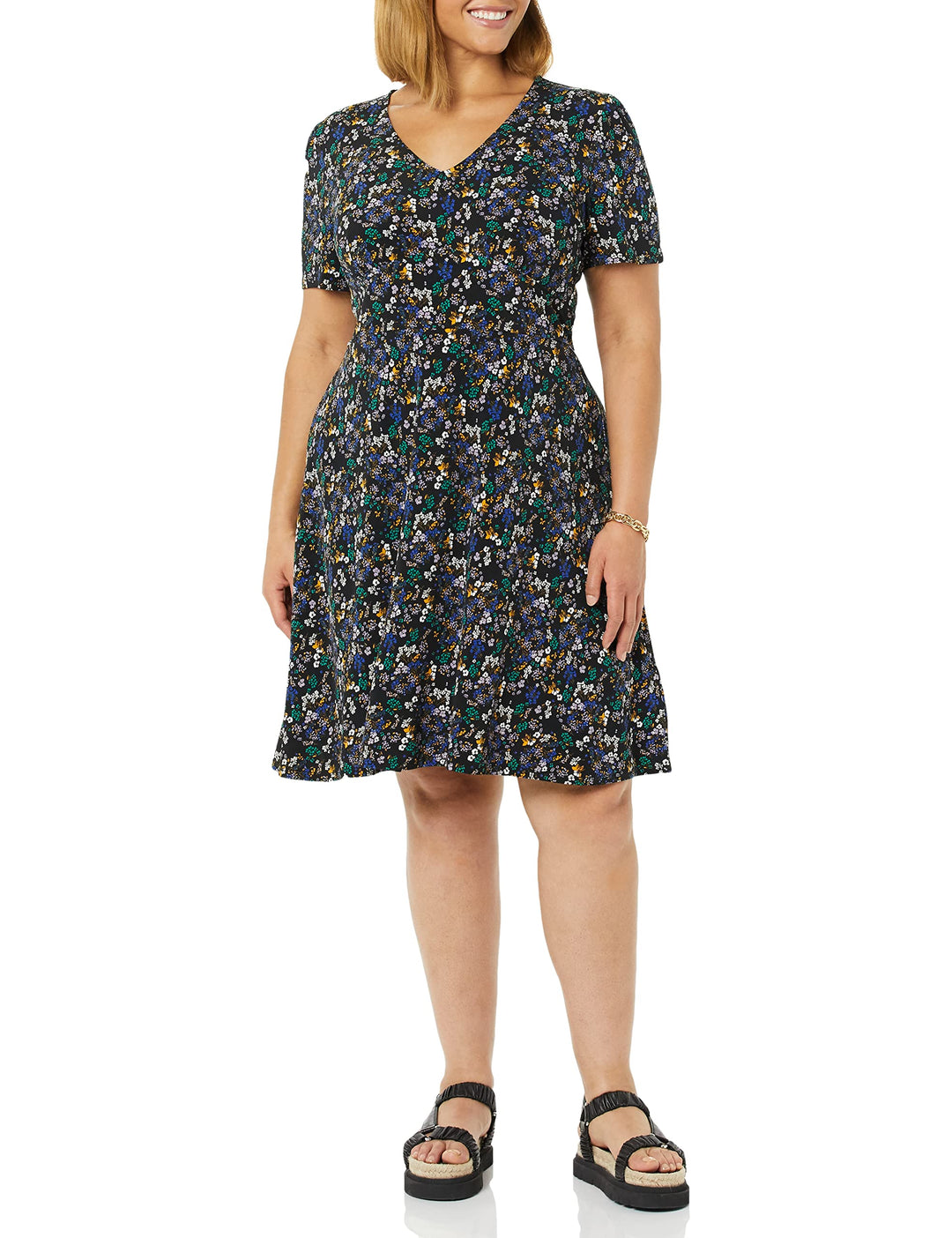 Novaria Damekjole Fit & Flare – V-hals, Elastisk Jersey & A-linje Blomstermønster