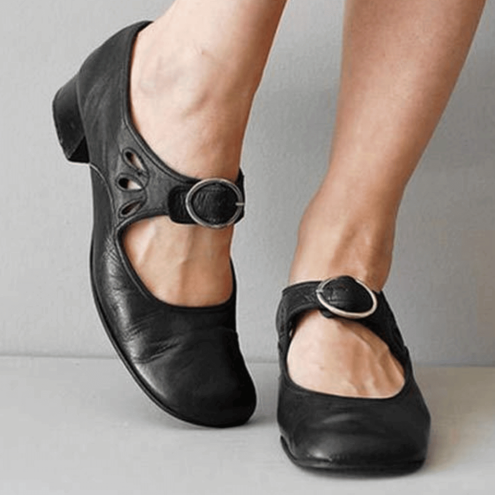 Zapatos de piel con tacón para mujer | Con detalle de hebilla
