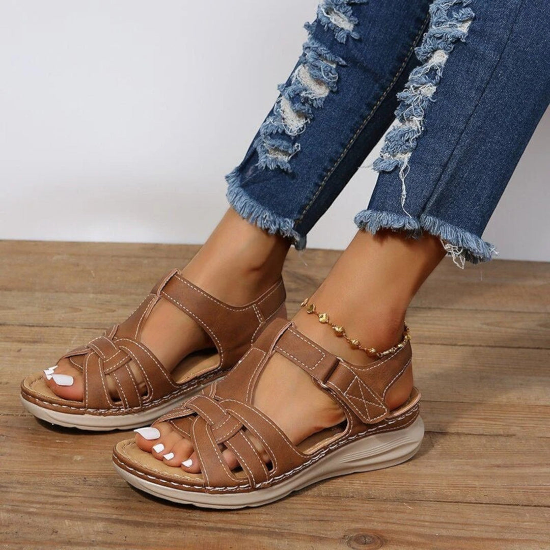 Komfortable flade damesandaler | Slingback