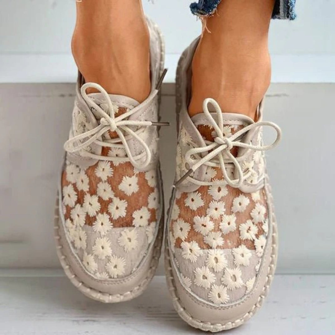 Scarpa légère et élégante avec motif floral – Vanessa